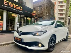 Blanc Utilisé 2018 Toyota Auris Hybrid Berline | 13 990 € (Prix juste)