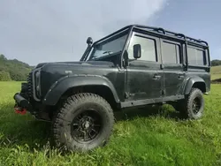 Noir Utilisé 2003 Land Rover Defender SE SUV | 39 990 € (Prix assez cher)