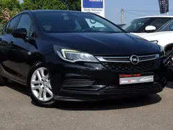 Utilisé 2016 Opel Astra Business Edition Berline | 9 900 €