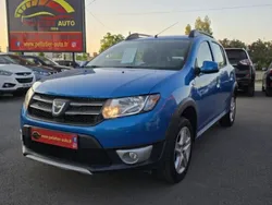 Bleu Utilisé 2016 Dacia Sandero Stepway Citadine | 9 890 € (Prix juste)