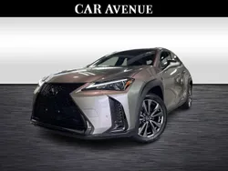 Champagne Utilisé 2023 Lexus UX Sport Design Packet SUV | 33 490 € (Prix juste)