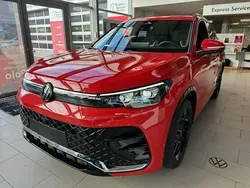 Rouge Utilisé 2024 VW Tiguan R-line SUV | 47 570 €
