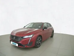 Rouge Utilisé 2022 Peugeot 308 S Berline | 19 599 € (Prix juste)