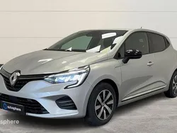 Gris Utilisé 2022 Renault Clio V Evolution Berline | 16 699 € (Prix juste)