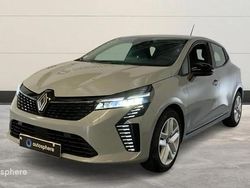 Utilisé 2023 Renault Clio V Evolution Berline | 16 499 € (Prix juste)
