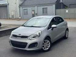 Rouge Utilisé 2011 Kia Rio 2 Berline | 2 490 €