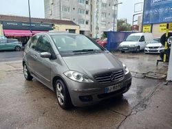 Gris Utilisé 2007 Mercedes A180 Classic Berline | 3 850 €