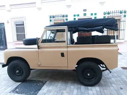 Beige Utilisé 1978 Land Rover 88 | 15 900 €