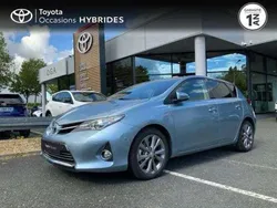Toyota Auris Hybrid