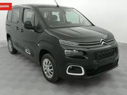 Noir Utilisé 2023 Citroën Berlingo Feel Monospace | 28 200 € (Prix cher)