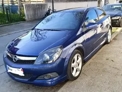 Bleu Utilisé 2010 Opel Astra GTC Sport Coupé | 3 500 €