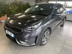 Gris Utilisé 2020 Kia Niro 4 SUV | 21 490 € (Prix juste)