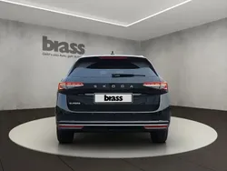 Noir Utilisé 2024 Skoda Superb LAURIN & KLEMENT Break | 45 450 € (Prix cher)
