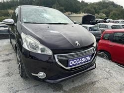 Mauve Utilisé 2014 Peugeot 208 Citadine | 7 990 €