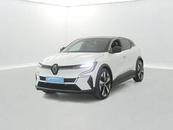 Blanc Utilisé 2022 Renault Mégane Techno Berline | 23 490 € (Prix juste)