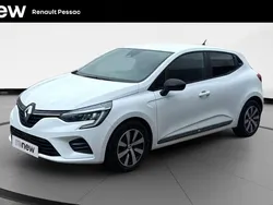 Blanc Utilisé 2023 Renault Clio V Evolution Citadine | 15 990 € (Prix juste)