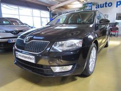 Noir Utilisé 2017 Skoda Octavia Ambition Break | 11 400 € (Prix juste)