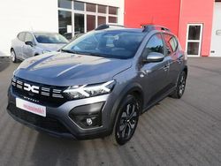 Gris Occasion 2025 Dacia Sandero Expression Berline | 17 490 € (Prix juste)