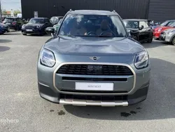Vert Utilisé 2024 Mini Countryman Favoured SUV | 43 599 €