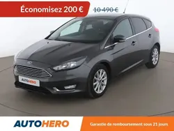 Gris Utilisé 2015 Ford Focus Titanium Berline | 10 290 € (Prix juste)