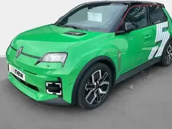 Vert Utilisé 2024 Renault R5 Techno Citadine | 28 990 € (Super prix)