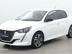 Blanc banquise (o) Utilisé 2023 Peugeot 208 Allure Citadine | 13 499 € (Bon prix)