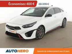 Blanc Utilisé 2022 Kia ProCeed Citadine | 27 990 € (Prix juste)