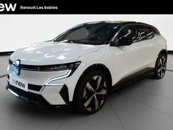 Blanc Utilisé 2023 Renault Mégane Techno Berline | 28 880 € (Prix juste)