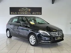 Noir Utilisé 2014 Mercedes B180 Business Monospace | 9 990 €