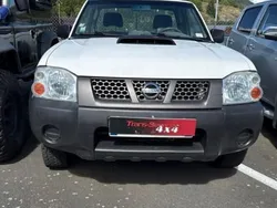 Utilisé 2012 Nissan Navara XE Pick-up | 14 400 €