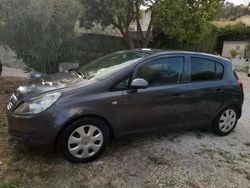 Gris Utilisé 2010 Opel Corsa Enjoy Berline | 2 990 € (Bon prix)