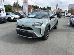 Utilisé 2024 Toyota Yaris Hybrid | 29 990 € (Prix assez cher)