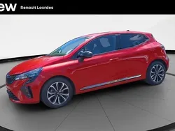 Rouge Utilisé 2024 Renault Clio V Techno Citadine | 17 490 € (Prix juste)