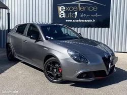 Gris Utilisé 2018 Alfa Romeo Giulietta Lusso Citadine | 14 990 € (Prix juste)