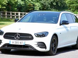 Utilisé 2023 Mercedes E300 AMG line Berline | 46 990 € (Prix assez cher)