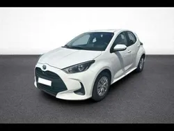 Utilisé 2023 Toyota Yaris Hybrid Berline | 18 990 € (Bon prix)