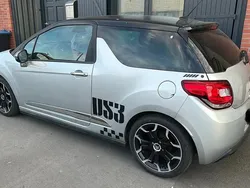 Gris Utilisé 2011 Citroën DS3 So Chic Berline | 5 300 € (Prix juste)