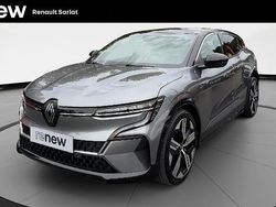Gris Occasion 2023 Renault Mégane Iconic Berline | 25 990 € (Prix juste)