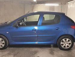 Bleu Utilisé 2009 Peugeot 206+ Citadine | 4 690 € (Prix juste)