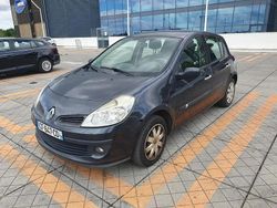 Bleu Utilisé 2008 Renault Clio II Dynamique Berline | 2 990 €