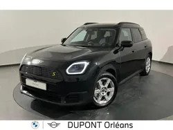 Noir Utilisé 2024 Mini Countryman Classic SUV | 44 600 €