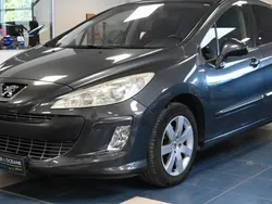 Gris Utilisé 2008 Peugeot 308 Premium Berline | 6 296 € (Prix assez cher)