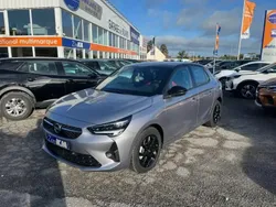 Gris magnetic / toit noir Utilisé 2022 Opel Corsa GS Line Berline | 16 980 € (Prix juste)