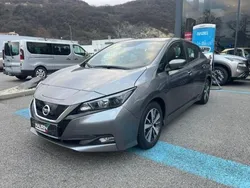 Gris Utilisé 2021 Nissan Leaf Acenta Citadine | 13 500 € (Prix juste)