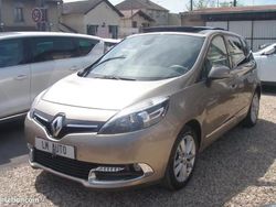 Beige Utilisé 2013 Renault Scénic III Initiale Monospace | 7 990 € (Prix juste)
