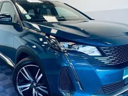 Bleu Utilisé 2020 Peugeot 5008 GT Monospace | 19 990 € (Prix juste)