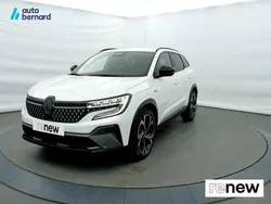 Blanc Utilisé 2023 Renault Austral Iconic Esprit Alpine SUV | 34 979 € (Prix juste)