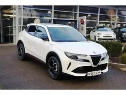 Blanc Nouvelle 2025 Alfa Romeo GT Junior Edizione Speciale Berline | 31 900 €