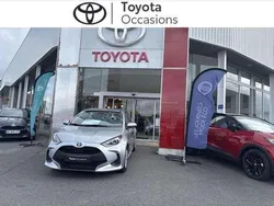 Utilisé 2022 Toyota Yaris Hybrid Berline | 16 480 € (Bon prix)