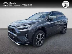 Utilisé 2025 Toyota RAV4 Hybrid SUV | 53 990 € (Prix cher)